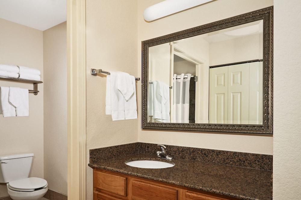 Staybridge Suites Milwaukee Airport South, An Ihg Hotel Franklin  Εξωτερικό φωτογραφία