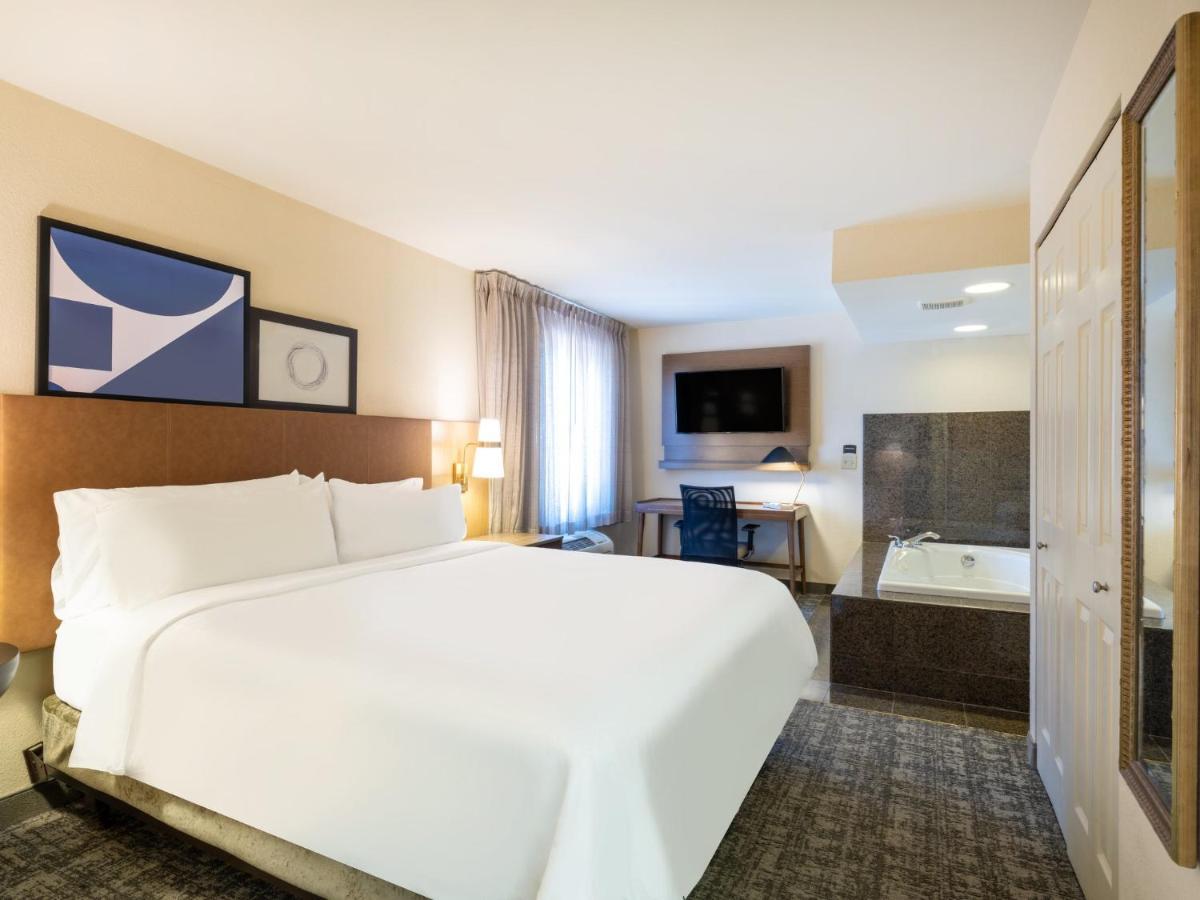 Staybridge Suites Milwaukee Airport South, An Ihg Hotel Franklin  Εξωτερικό φωτογραφία