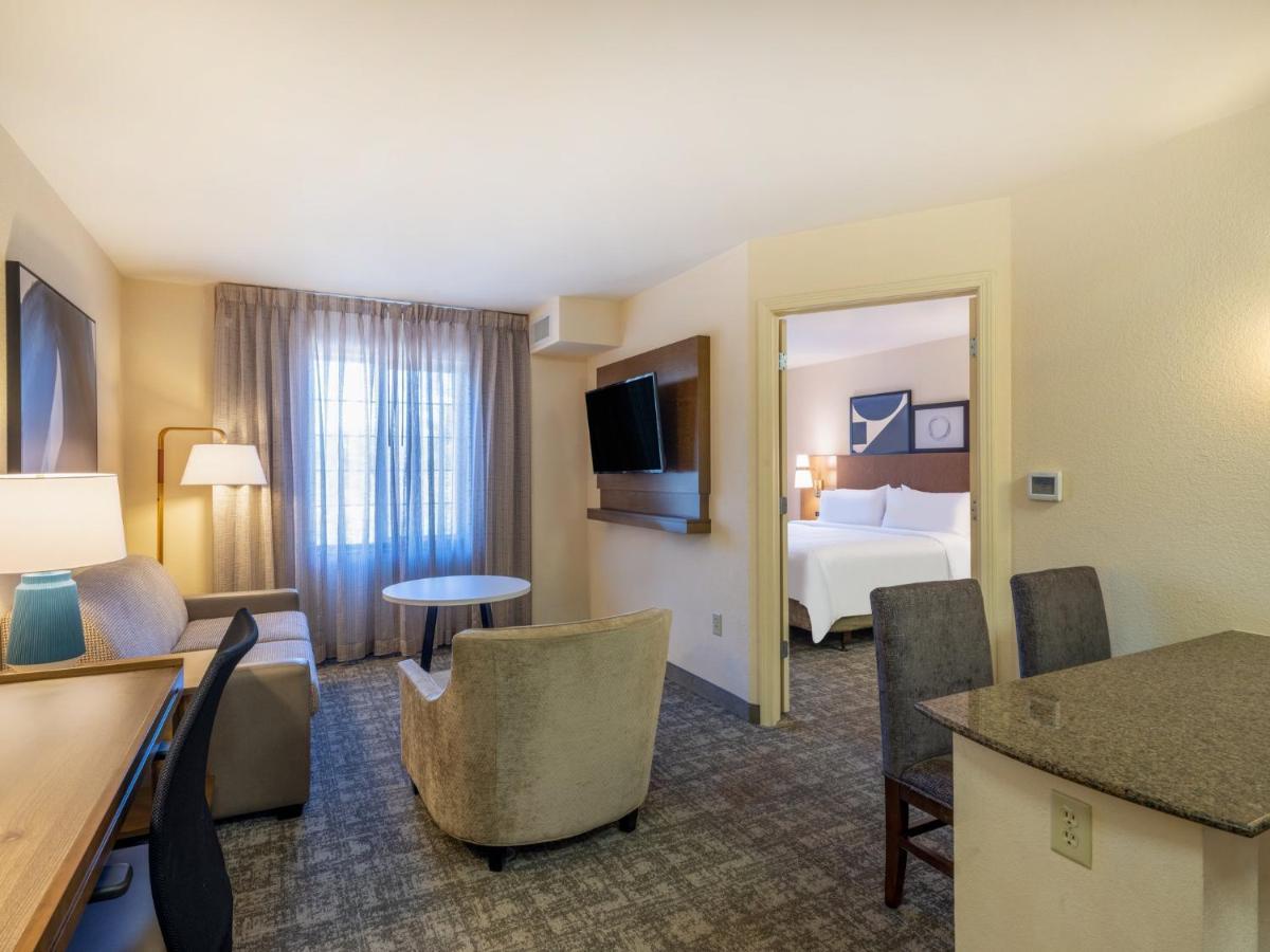 Staybridge Suites Milwaukee Airport South, An Ihg Hotel Franklin  Εξωτερικό φωτογραφία