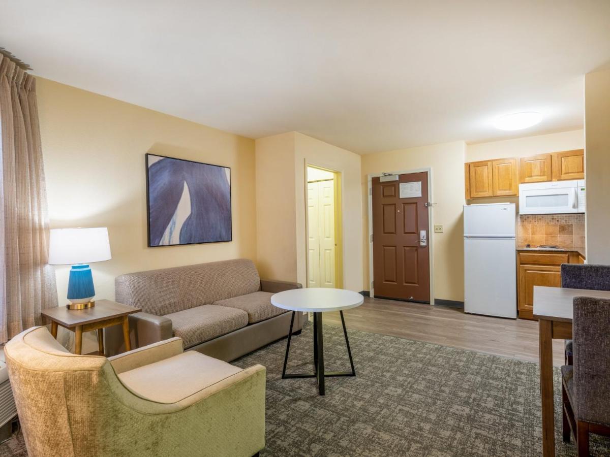 Staybridge Suites Milwaukee Airport South, An Ihg Hotel Franklin  Εξωτερικό φωτογραφία