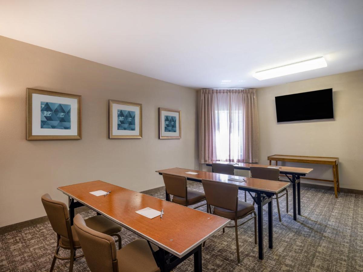 Staybridge Suites Milwaukee Airport South, An Ihg Hotel Franklin  Εξωτερικό φωτογραφία