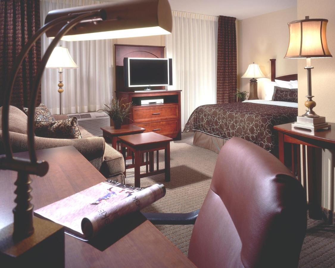 Staybridge Suites Milwaukee Airport South, An Ihg Hotel Franklin  Εξωτερικό φωτογραφία