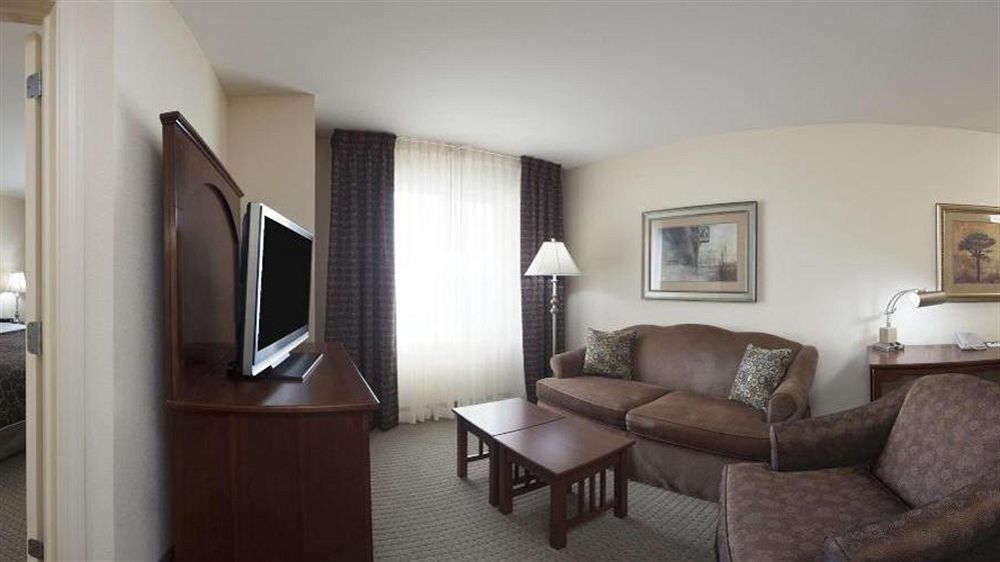 Staybridge Suites Milwaukee Airport South, An Ihg Hotel Franklin  Εξωτερικό φωτογραφία